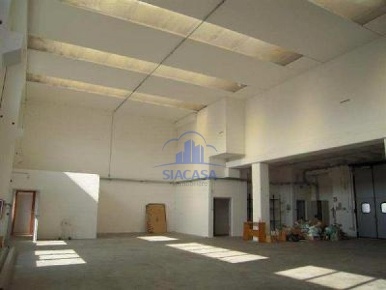 Foto Capannone industriale in VIA GUIDO ROSSA, Concorezzo Centro di 950 m²