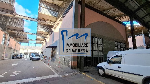 Foto Capannone industriale in str. S.Donato, Parma in vendita