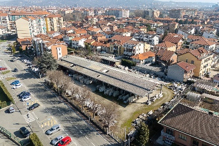 Foto Capannone industriale in Viale della Rimembranza, Nichelino di 3800 m²