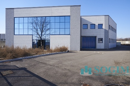 Foto Capannone industriale a Monza Centro Storico di 901 m² in vendita