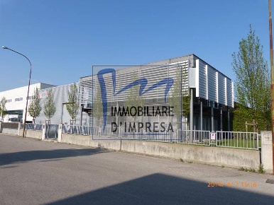 Foto Capannone industriale in Via Emilia Ovest, Noceto in vendita