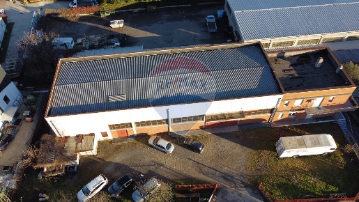 Foto Capannone industriale in Via Mercurio, Arcisate Centro di 2200 m²