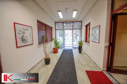 Foto Capannone industriale in via Umberto I, Foglizzo di 7500 m² in vendita