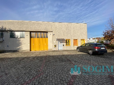 Foto Capannone industriale in VIA PO, Vimercate Semicentro di 465 m²