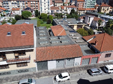 Foto Capannone industriale in Via Carlo Pisacane, Torino di 800 m²