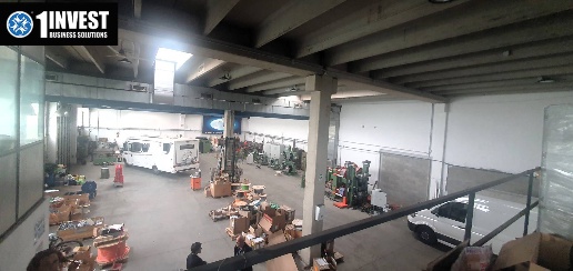 Foto Capannone industriale a Brugherio di 880 m² in vendita