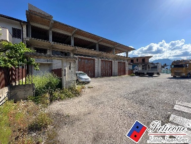 Foto Capannone industriale in VIALE PIEMONTE, Fondi Centro di 2502 m²