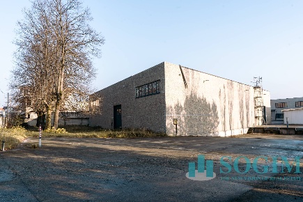 Foto Capannone industriale a Lissone Centro Storico di 1260 m² in vendita