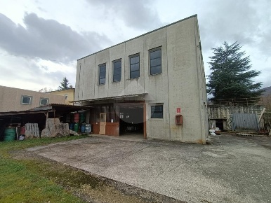 Foto Capannone industriale in via provinciale, Scoppito in vendita