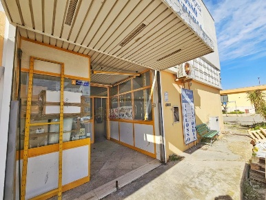 Foto Capannone industriale in Strada statale 98, Bitonto di 350 m²