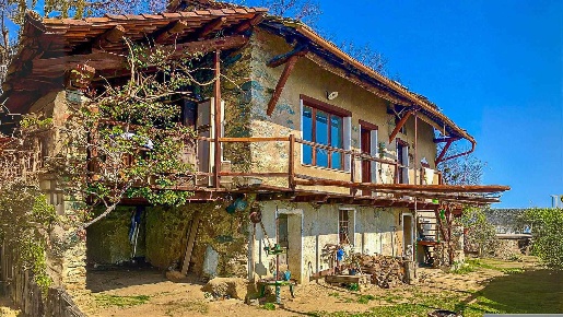 Foto Casa indipendente in regione ramorel, Brosso di 45 m² con 4 locali