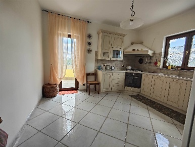 Foto Villa unifamiliare in contrada carducci  02, Lacedonia di 345 m²