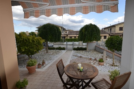 Foto Appartamento in belgio 27, Castelbellino di 80 m² con 4 locali
