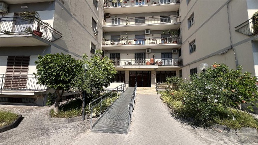 Foto Appartamento in Via Messina 523, Catania Rotolo di 91 m² con 3 locali
