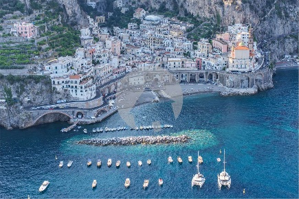 Foto Attico in Via N. Proto-Pisani 8, Atrani di 267 m² con 10 locali