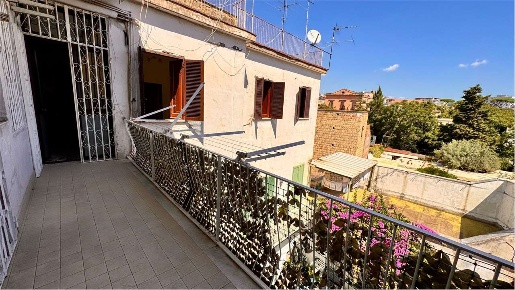 Foto Appartamento a San Giorgio a Cremano di 90 m² con 3 locali in affitto