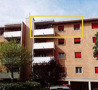 Foto Appartamento in Via Lubiana, Pesaro Pantano di 105 m² con 7 locali