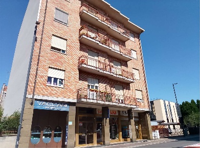 Foto Appartamento in Via Mazzini  50, Alpignano di 100 m² con 5 locali