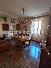 Foto Appartamento a Lucca Sant'Anna di 85 m² con 5 locali in affitto