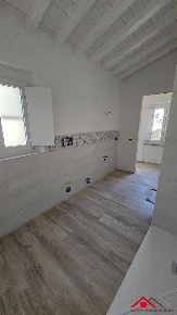 Foto Casa indipendente a Calci di 170 m² con 7 locali in vendita