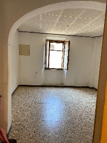 Foto Appartamento a Poggibonsi Staggia di 90 m² con 6 locali in vendita