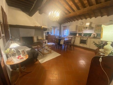 Foto Appartamento in -, Certaldo di 210 m² con 7 locali in vendita