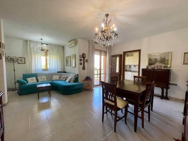 Foto Appartamento a Follonica Cassarello, Senzuno, Salciaina di 85 m²