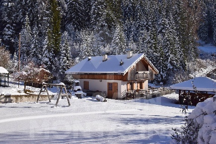 Foto Villa unifamiliare a Predazzo di 200 m² con 6 locali in vendita