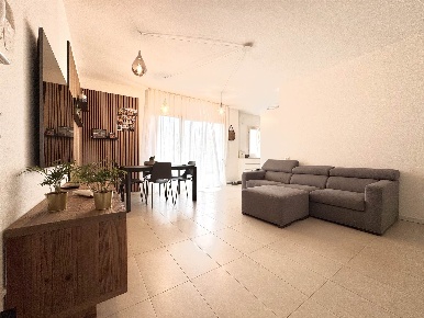 Foto Appartamento a Mirano Mirano Paese di 90 m² con 4 locali in vendita