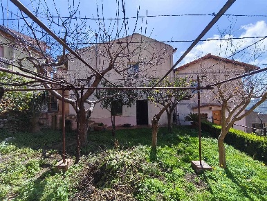 Foto Casa indipendente in Via flomara, Alì di 118 m² con 4 locali