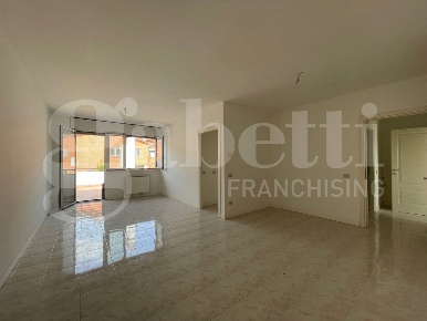 Foto Appartamento in Via Leonardo da Vinci 10, Orte Centro di 89 m²