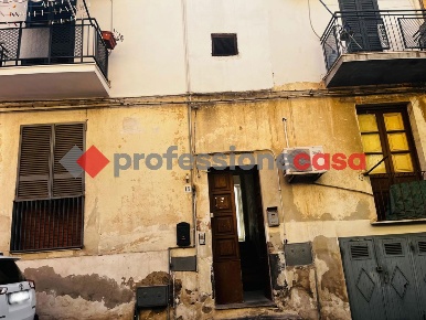 Foto Appartamento in Via Del Falcetto 15, Catania San Giorgio di 50 m²