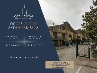 Foto Appartamento in Via delle Lame, None Centro di 190 m² con 8 locali