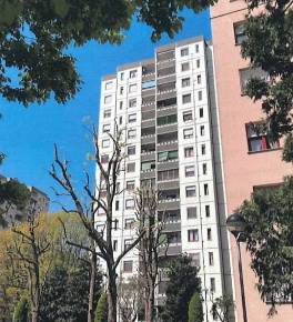 Foto Appartamento in Via Mario Borsa, Milano Gallaratese di 104 m²