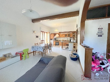 Foto Appartamento a Massarosa Stiava di 125 m² con 6 locali in vendita