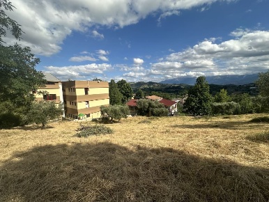 Foto Terreno edificabile a Torricella Sicura Torricella di 1800 m²