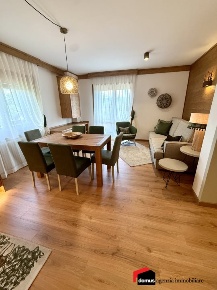 Foto Appartamento a Roana Centro di 105 m² con 3 locali in vendita