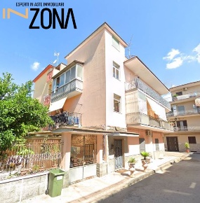 Foto Appartamento in Via Biagio Castiello, Afragola di 109 m² con 3 locali