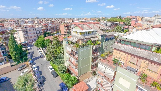 Foto Appartamento in via paolo quinto, Roma Boccea di 91 m² con 3 locali