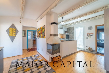 Foto Appartamento in Via Vittorio Veneto, Tempio Pausania Centro di 140 m²