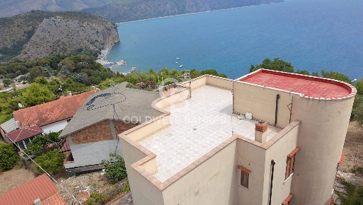 Foto Attico in Pianofaracchio, Centola di 93 m² con 5 locali in vendita