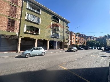 Foto Appartamento in via val trompia, Milano Roserio di 44 m² con 1 locali