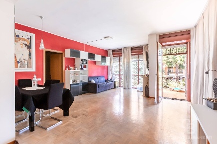 Foto Appartamento in via Mario Ridolfi, Roma Pisana - Bravetta di 116 m²