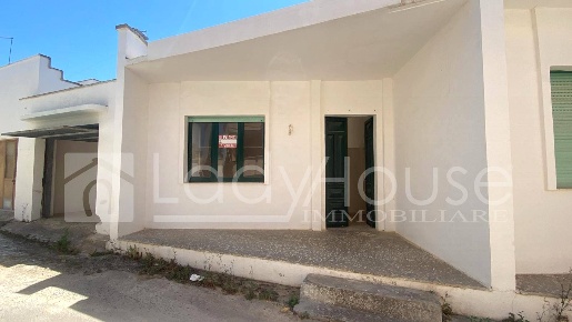 Foto Casa indipendente in Contrada Occhichiuso, Racale Centro di 53 m²