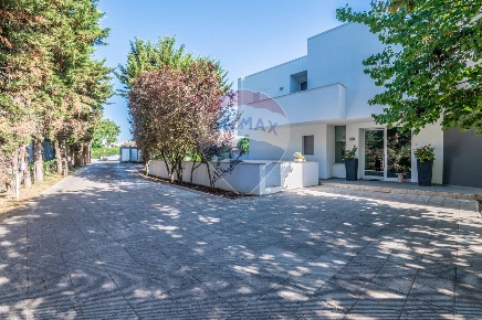 Foto Villa singola in VIA PATRASSO, Ragusa Croce - Selvaggio di 500 m²