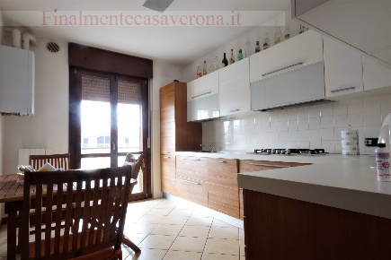 Foto Appartamento in Via Monte Tesoro, Verona San Michele Extra di 89 m²