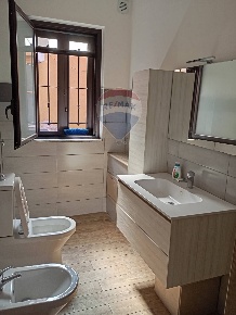 Foto Appartamento in Via Masaniello, Catania Rapisardi di 98 m² in vendita