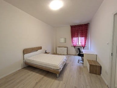 Foto Appartamento a Ferrara Ippodromo di 115 m² con 5 locali in affitto