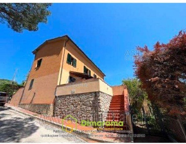 Foto Appartamento Campo nell'Elba di 48 m² con 3 locali in vendita