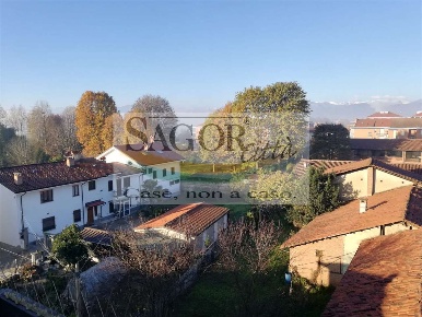 Foto Appartamento in Via Roma 5, Airasca Centro di 80 m² con 3 locali